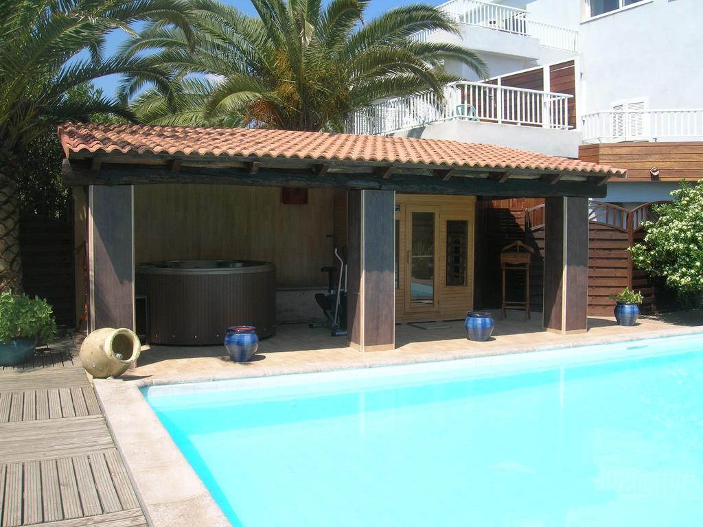 Levolle Marine Hotel Poggio Mezzana Exterior photo